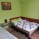 Pod Klonem Apartment
