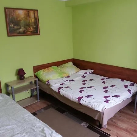 Pod Klonem Apartment